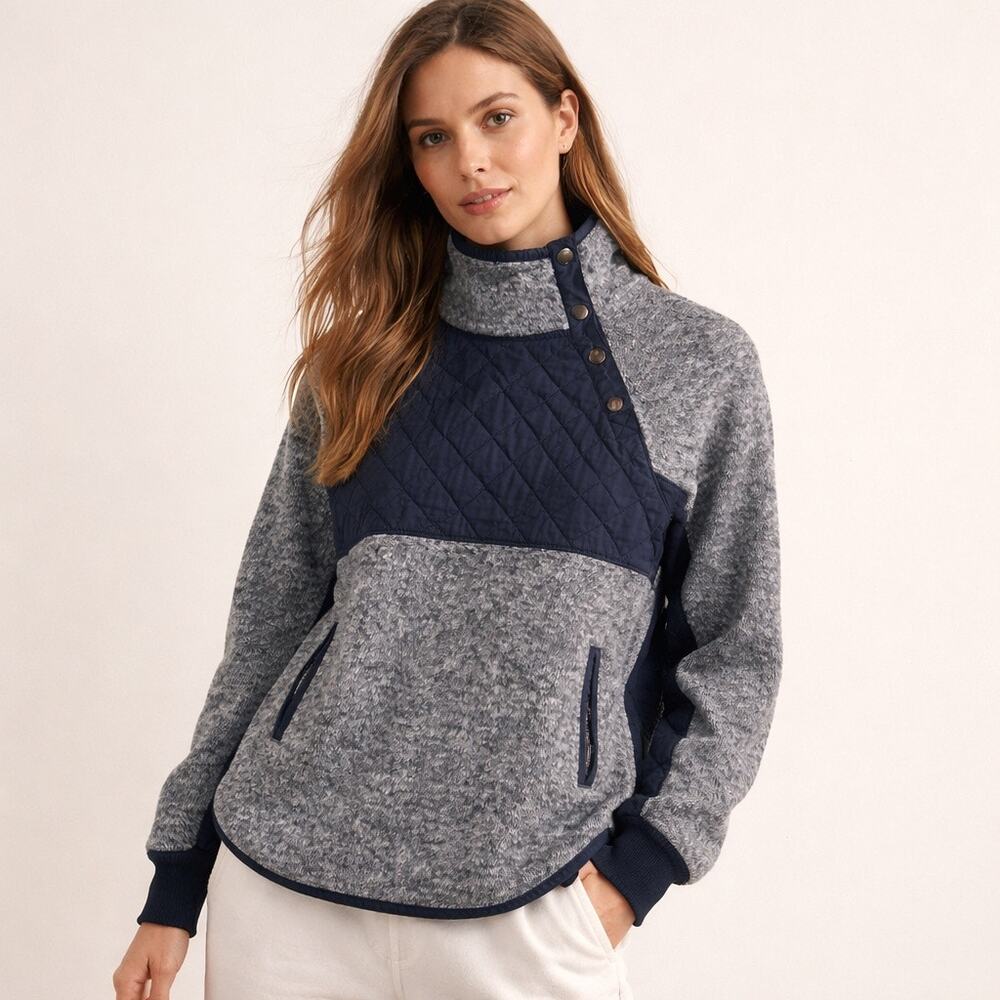Abercrombie & Fitch Quilted Snap Pullover – XS